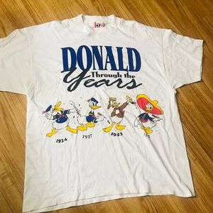 Donald Duck t shirt